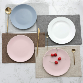 Heat-resistant, non-slip linen-textured placemat set (4-pack) for indoor/outdoor dining and kitchen decor