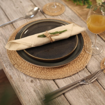 Natural jute round woven placemat set (10-pack); rattan-style decor for dining tables